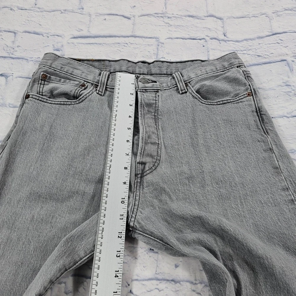 Levis 501 Original Fit Jeans Mens 33x32 Grey Button Fly Straight Leg Denim